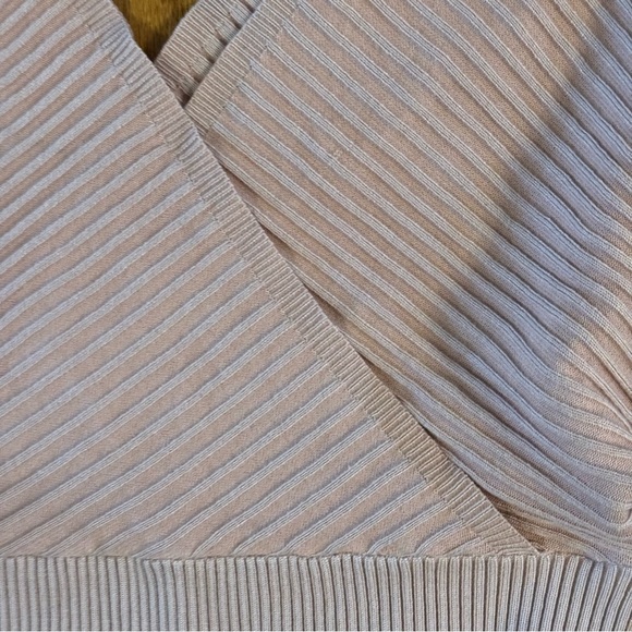 Simplee Pink Knit Top with Skirt Women’s size L - Picture 5 of 10